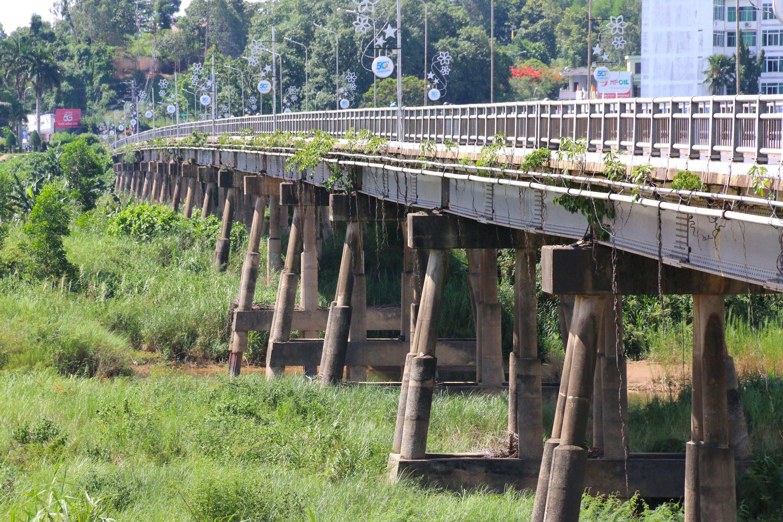 Giải tỏa khách sạn nổi tiếng ở Quảng Ngãi để xây cầu 2.200 tỷ đồng- Ảnh 7.