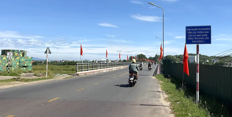 Quảng Ngãi: Sắp đóng cầu Trà Khúc để phục vụ thi công- Ảnh 1.